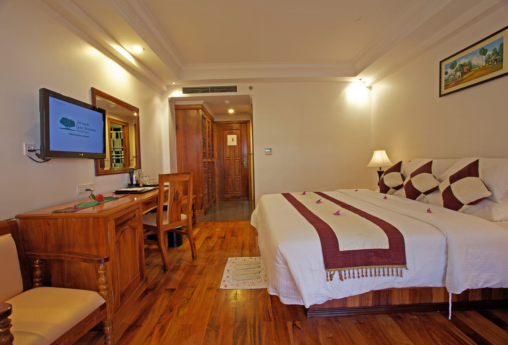 Somadevi Angkor Premium Hotel Siem Reap Exterior foto